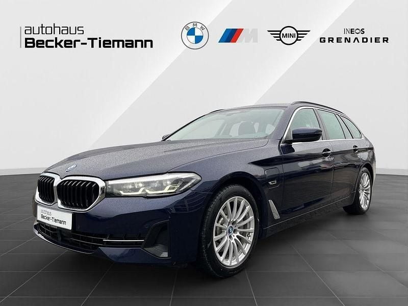 Gebraucht BMW 530e 292 PS (214 kW) 2022 Blau Kombi