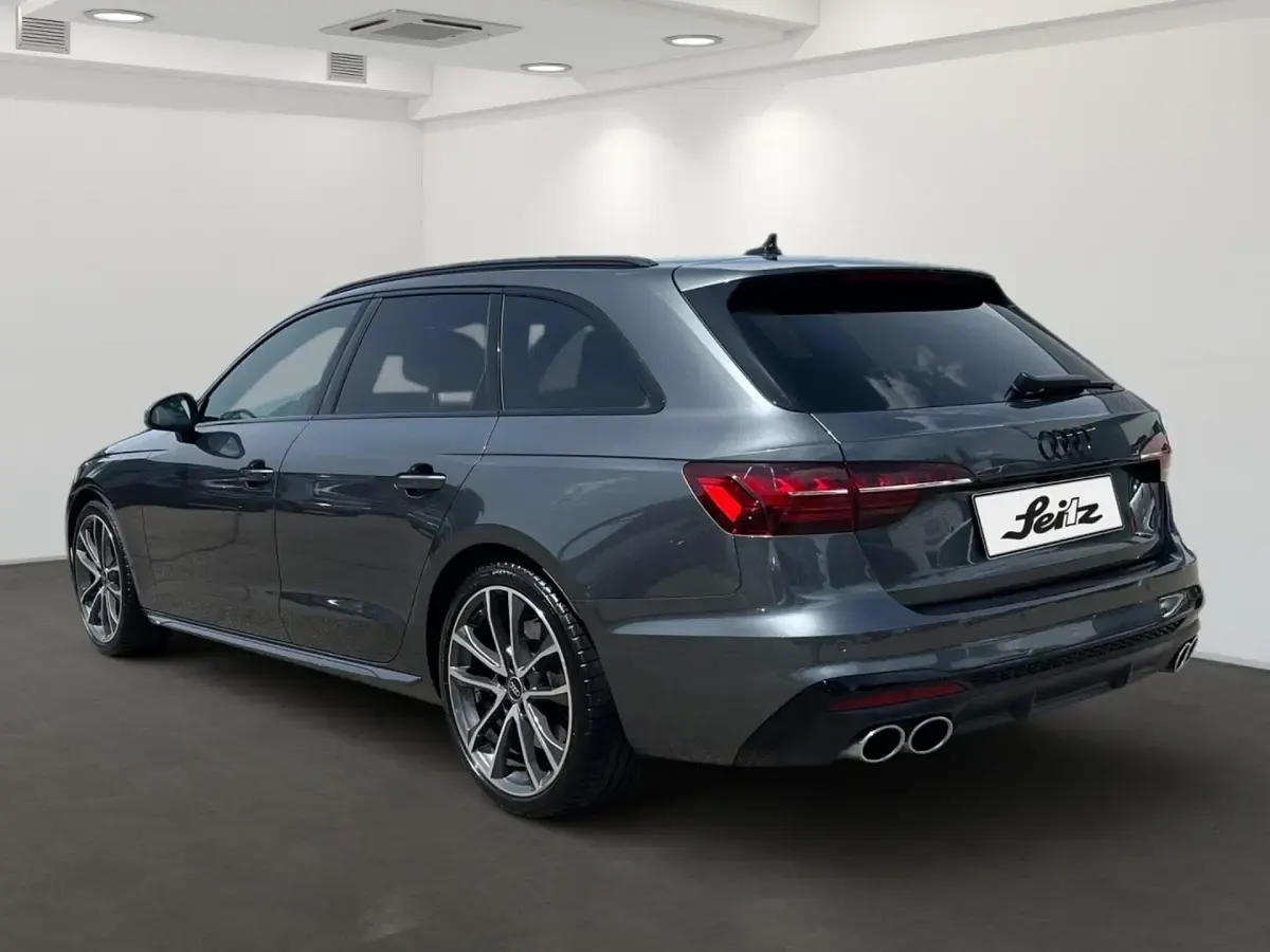 Gebraucht Audi S4 Ambiente 341 PS (250 kW) 2024 Grau Kombi