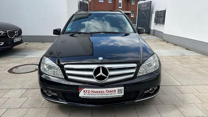 Gebraucht Mercedes C220 170 PS (125 kW) 2009 Schwarz Kombi