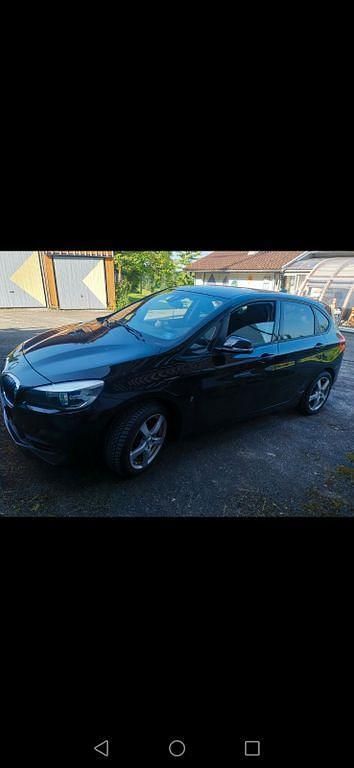 Gebraucht BMW 225 Active Tourer iPerformance 224 PS (164 kW) 2018 Schwarz Van / Kleinbus