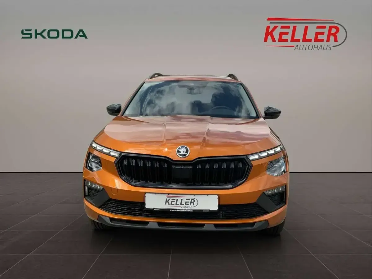 Neu Skoda Kamiq Tour 116 PS (85 kW) 2025 Phoenixorange metallic SUV