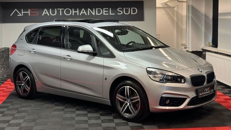 Gebraucht BMW 225 Active Tourer Sport Line 224 PS (164 kW) 2017 Glaciersilber metallic Van / Kleinbus