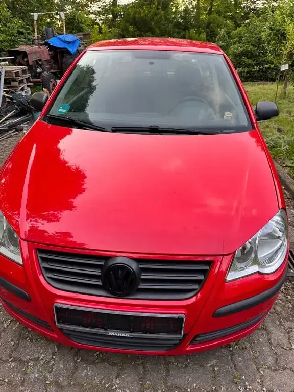 Gebraucht VW Polo 64 PS (47 kW) 2006 Rot Kleinwagen