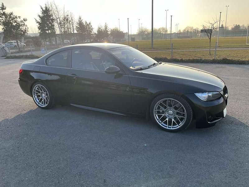 Gebraucht BMW 335 Performance 306 PS (225 kW) 2008 Schwarz Coupé