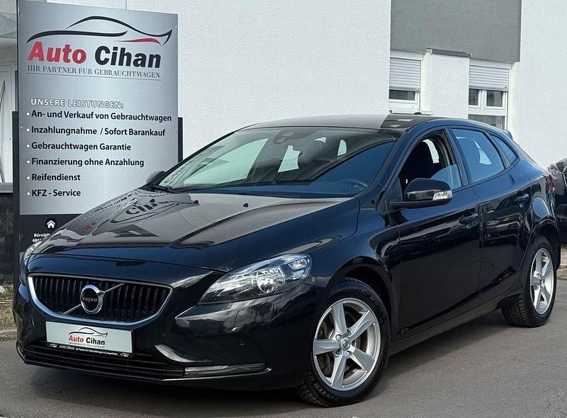 Gebraucht Volvo V40 Kinetic 150 PS (110 kW) 2018 Schwarz Limousine
