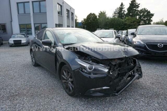 Gebraucht Mazda 3 Kizoku 120 PS (88 kW) 2017 Schwarz metallic Limousine