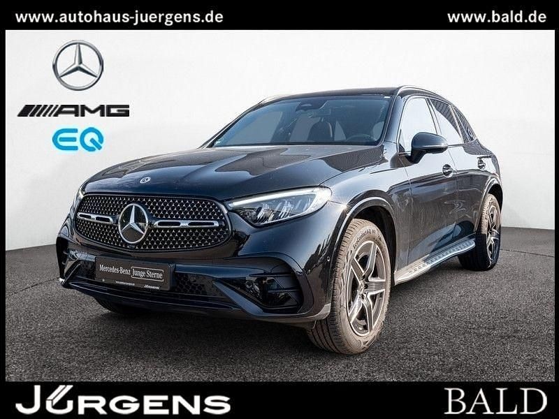 Gebraucht Mercedes GLC300e AMG 204 PS (150 kW) 2024 Schwarz SUV
