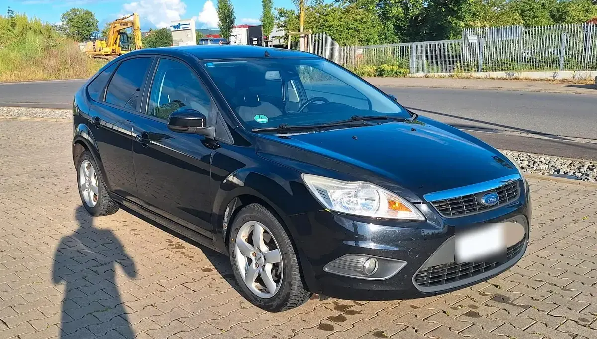 Gebraucht Ford Focus 100 PS (73 kW) 2008 Schwarz Kleinwagen