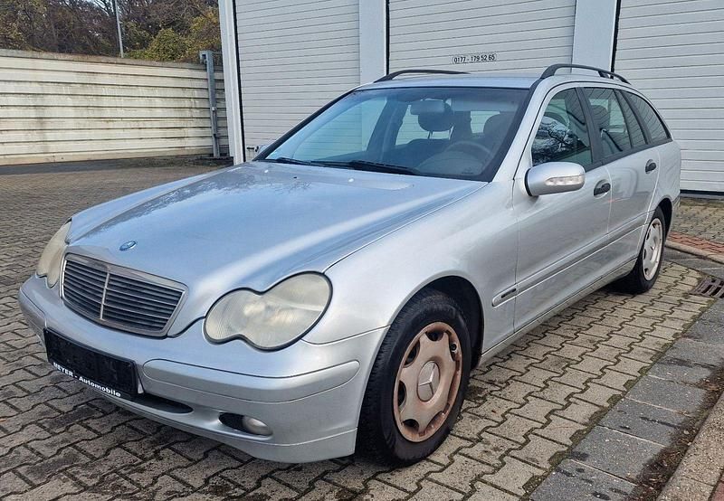 Silber Gebraucht 2004 Mercedes C180 Kombi | 1.899 € (Superpreis) - Bild 1/4