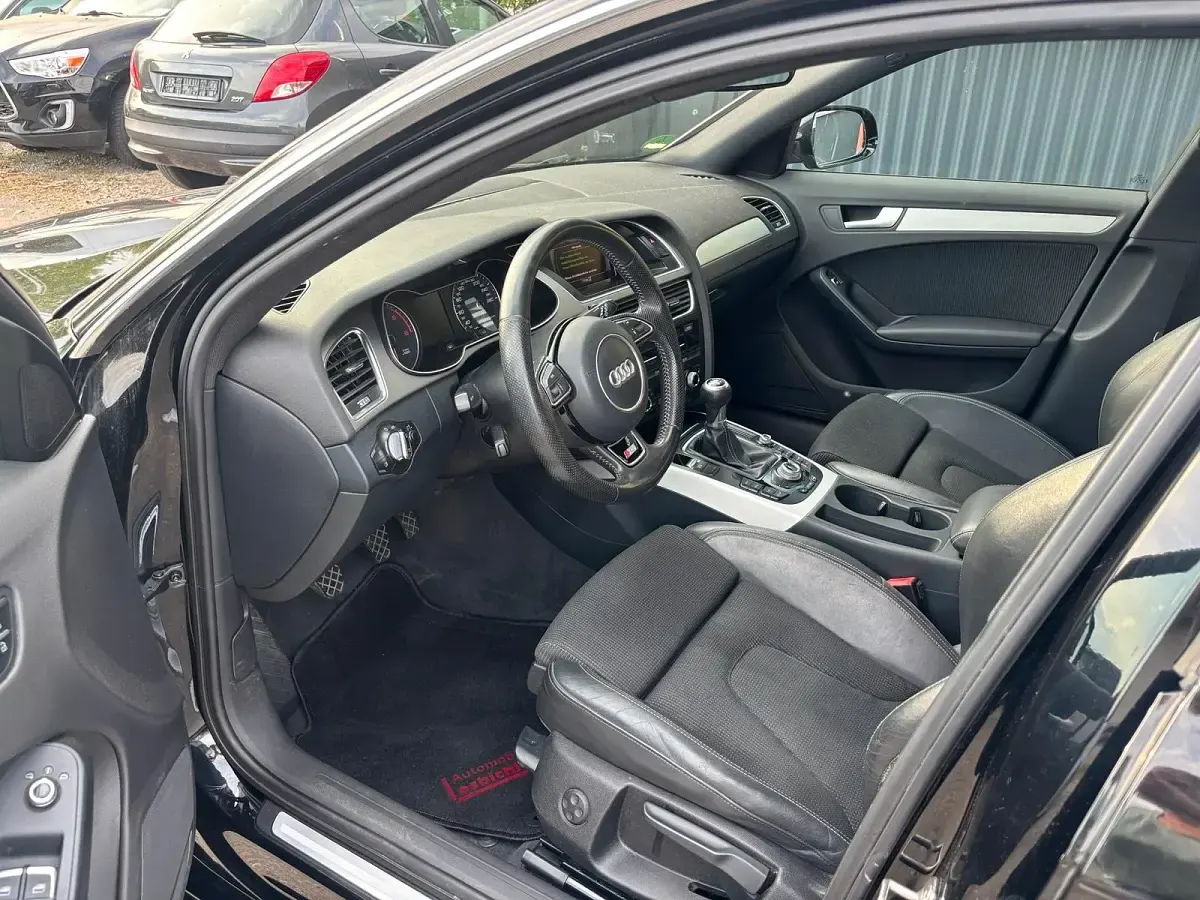 Używany Audi A4 S-Line 143 KM (105 kW) 2014 Czarny Kombi