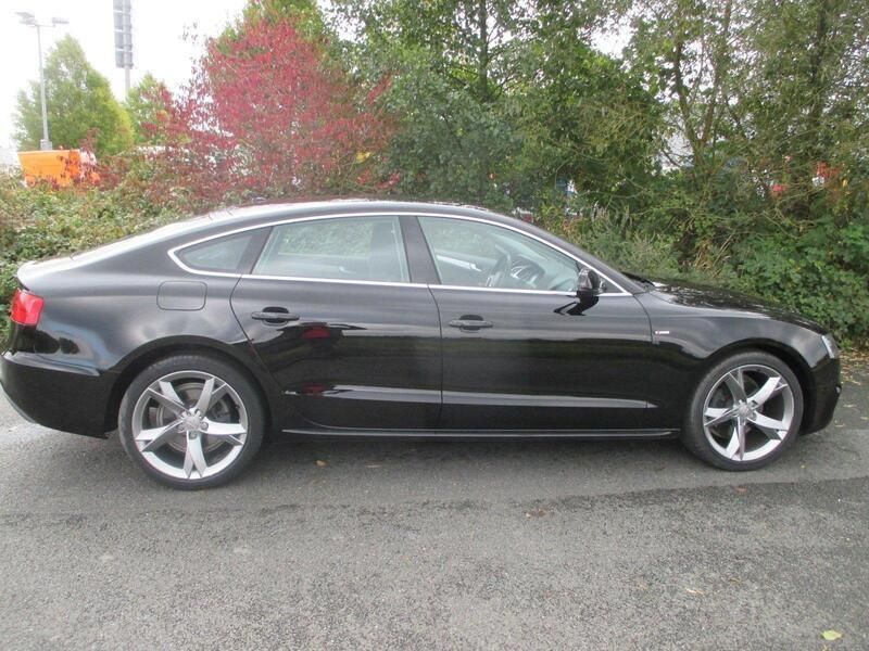 Schwarz Gebraucht 2016 Audi A5 Sportback S-Line Kleinwagen | 16.590 € (Superpreis) - Bild 1/4