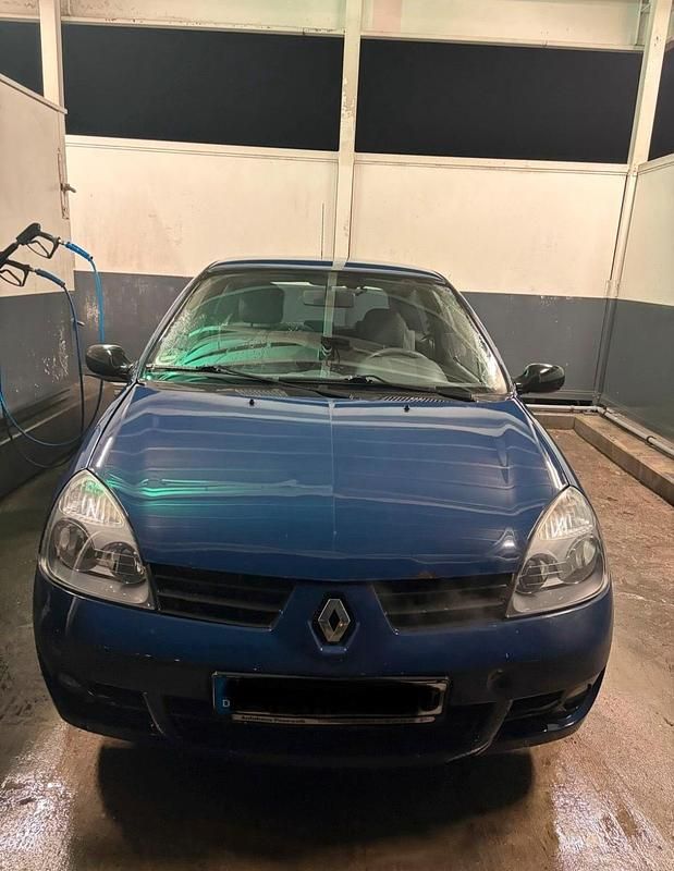 Gebraucht Renault Clio II 58 PS (42 kW) 2008 Blau Kleinwagen