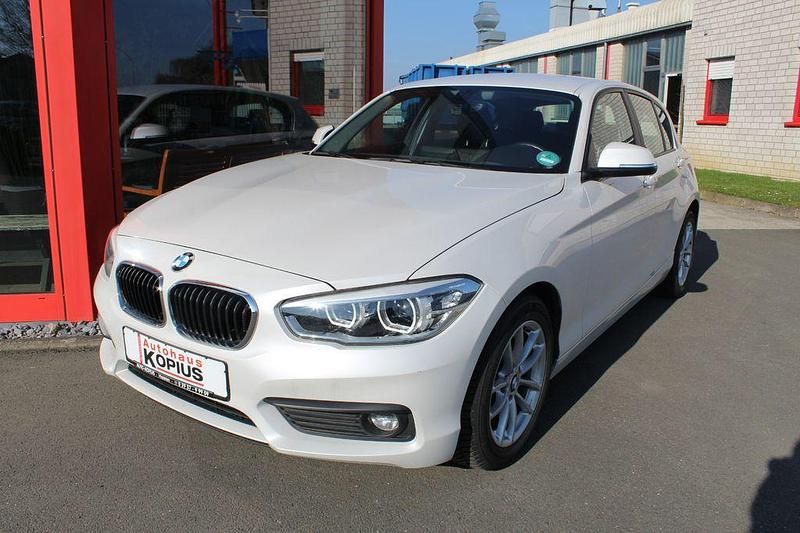 Gebraucht BMW 118 Advantage 136 PS (100 kW) 2016 Weiß Kleinwagen