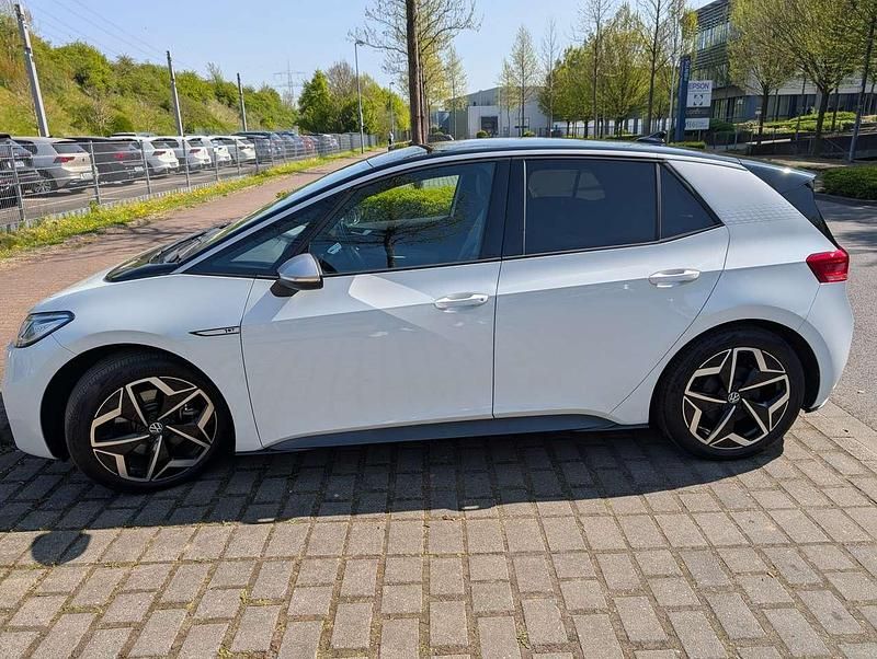 Gebraucht VW ID.3 150 kW (204 PS) 2020 Weiß Kleinwagen