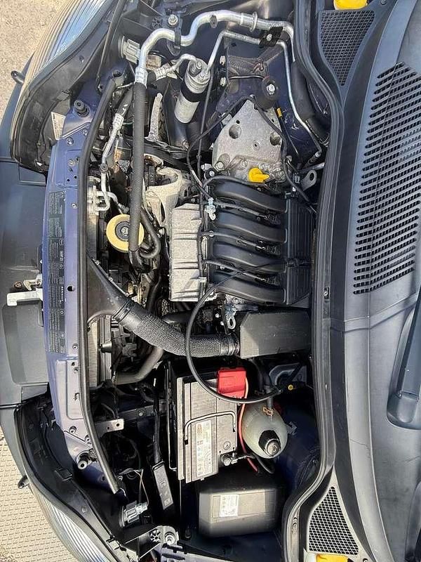 Używany Renault Scénic 139 KM (102 kW) 2000 Szary Minivan