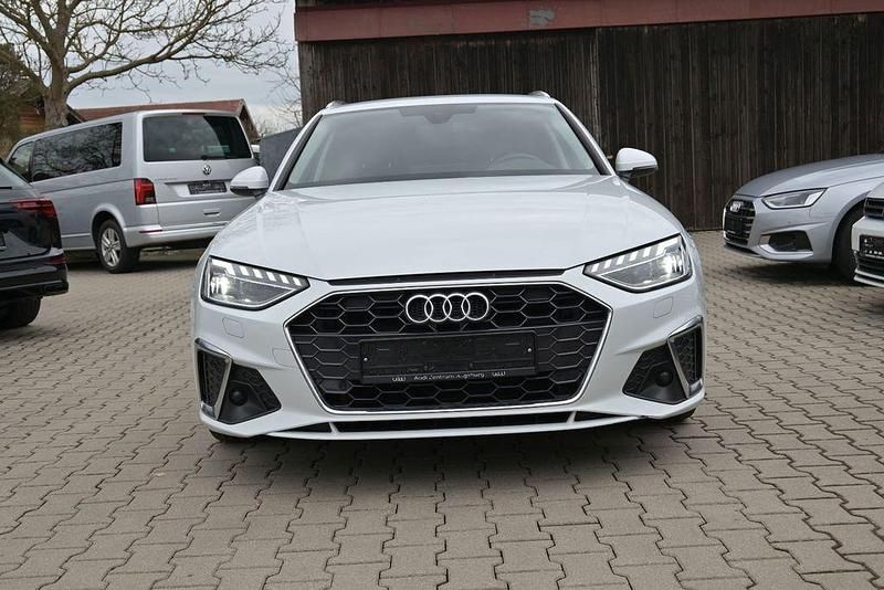 Gebraucht Audi A4 S-Line 204 PS (150 kW) 2022 Weiß Kombi