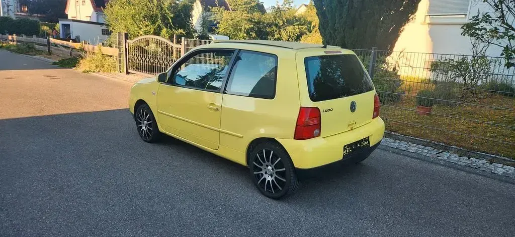 Gebraucht VW Lupo Comfortline 50 PS (36 kW) 2002 Gelb Kleinwagen