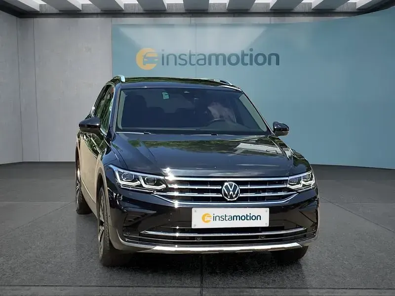 Gebraucht VW Tiguan 150 PS (110 kW) 2021 Schwarz SUV