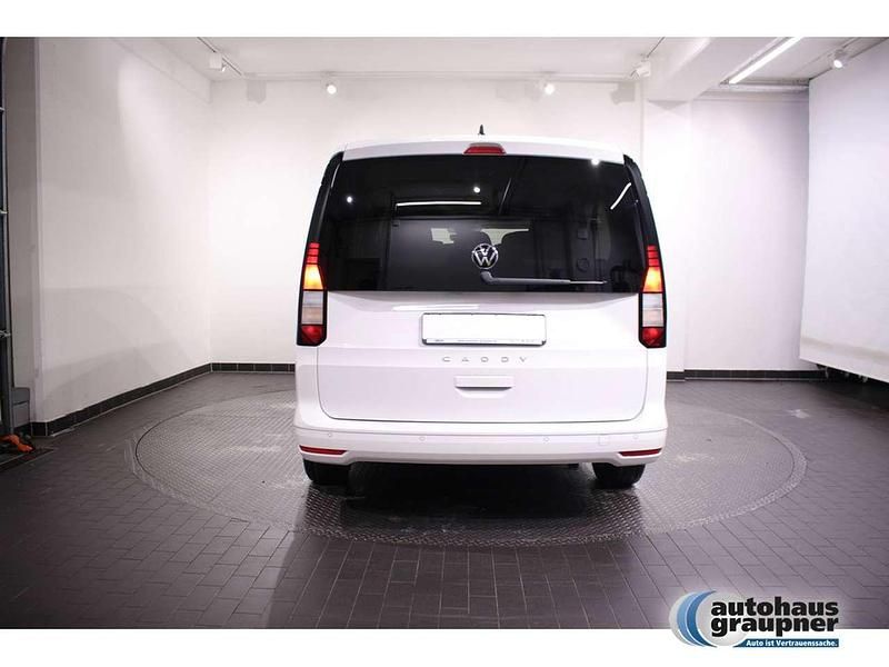 Neu VW Caddy Maxi 102 PS (75 kW) 2026 Candy weiss Van / Kleinbus