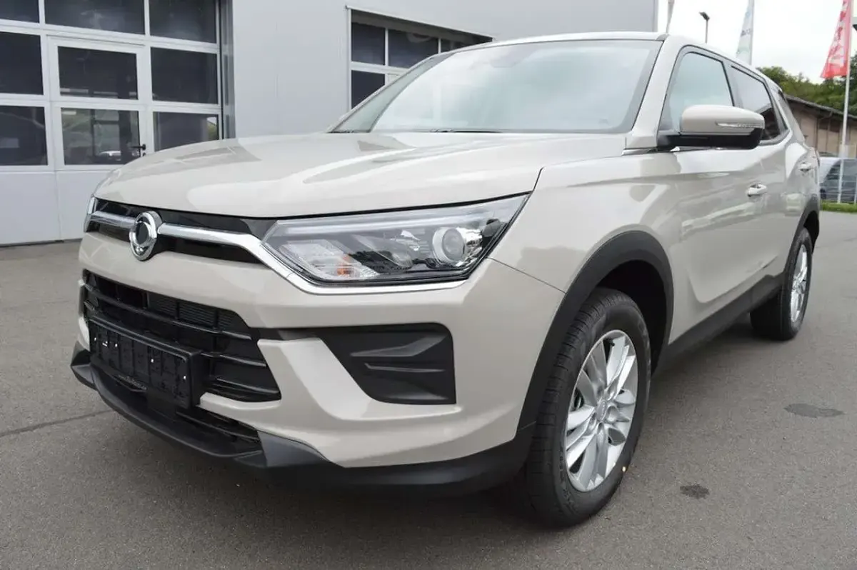 Gebraucht KGM Korando 163 PS (119 kW) 2026 Latte greige SUV