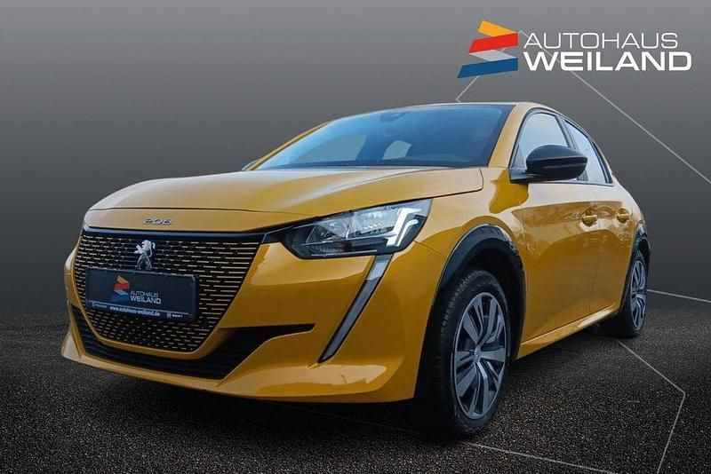Gelb Gebraucht 2022 Peugeot e-208 Active Kleinwagen | 14.900 € (Guter Preis) - Bild 1/4