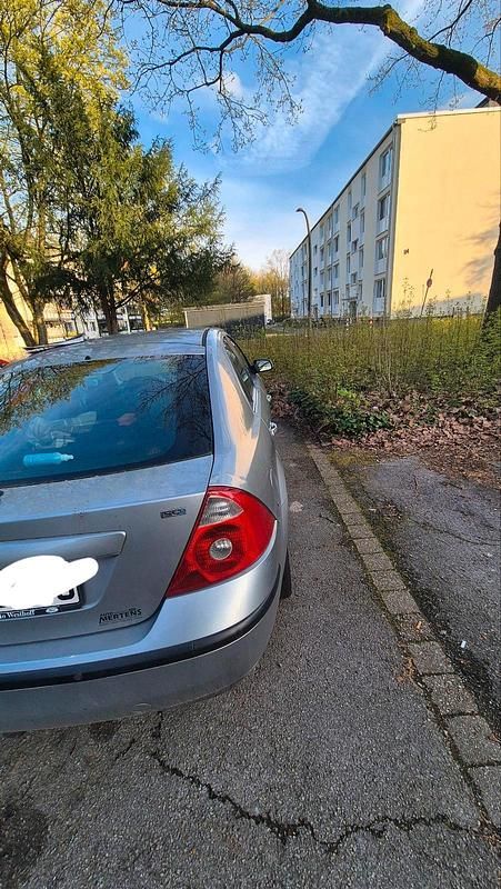 Gebraucht Ford Mondeo 131 PS (96 kW) 2005 Limousine