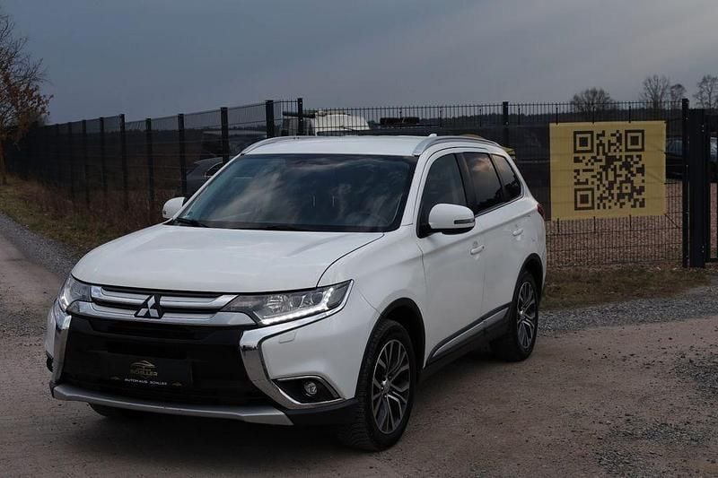 Gebraucht Mitsubishi Outlander 150 PS (110 kW) 2017 Weiß SUV