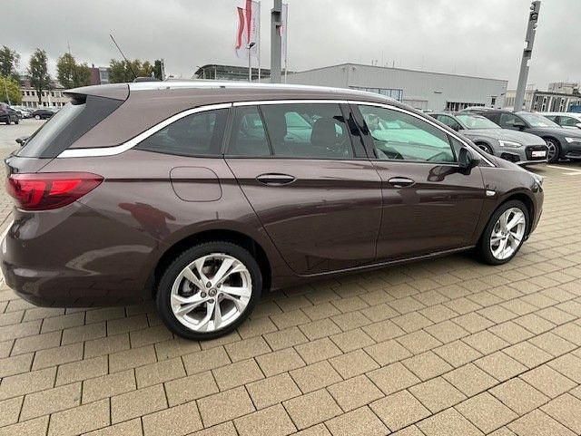 Gebraucht Opel Astra Dynamic 105 PS (77 kW) 2016 Braun Kombi