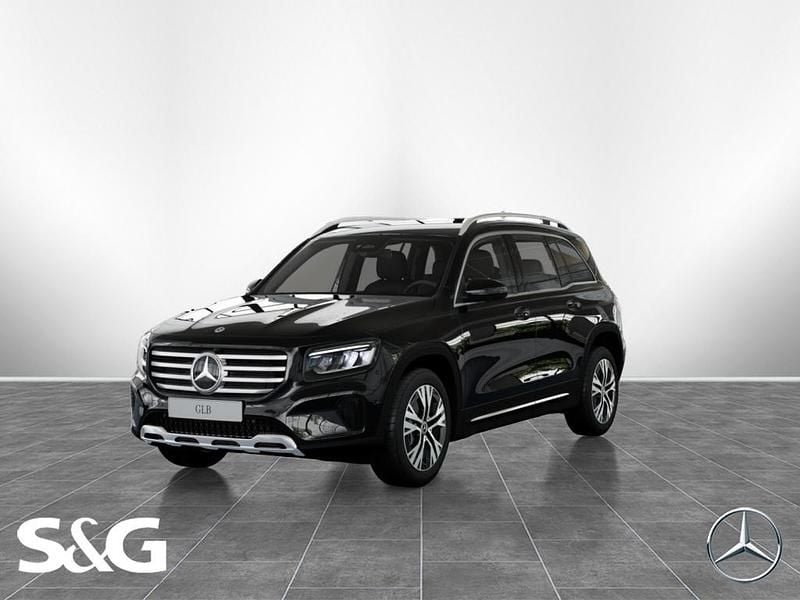 Metalliclack kosmosschwarz Gebraucht 2024 Mercedes GLB220 Progressive SUV | 40.990 € (Guter Preis) - Bild 1/4