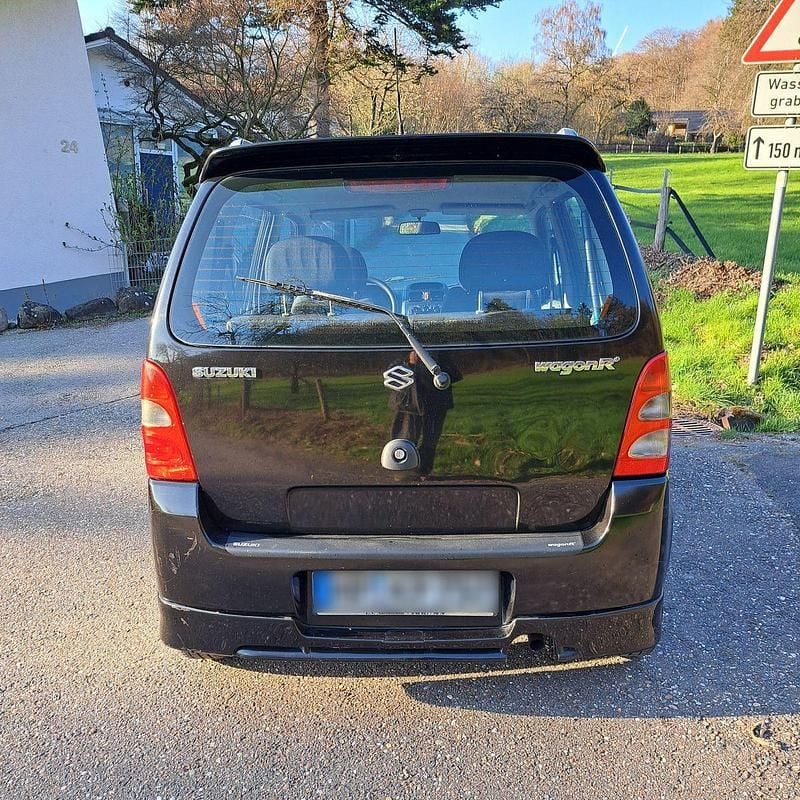 Gebraucht Suzuki Wagon R+ GL 76 PS (55 kW) 2003 Schwarz Van / Kleinbus
