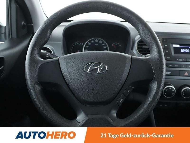 Blau Gebraucht 2019 Hyundai i10 Kleinwagen | 8.290 € (Fairer Preis) - Bild 1/3