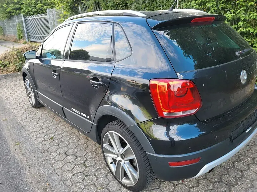 Gebraucht VW Polo Cross 105 PS (77 kW) 2011 Schwarz Kleinwagen