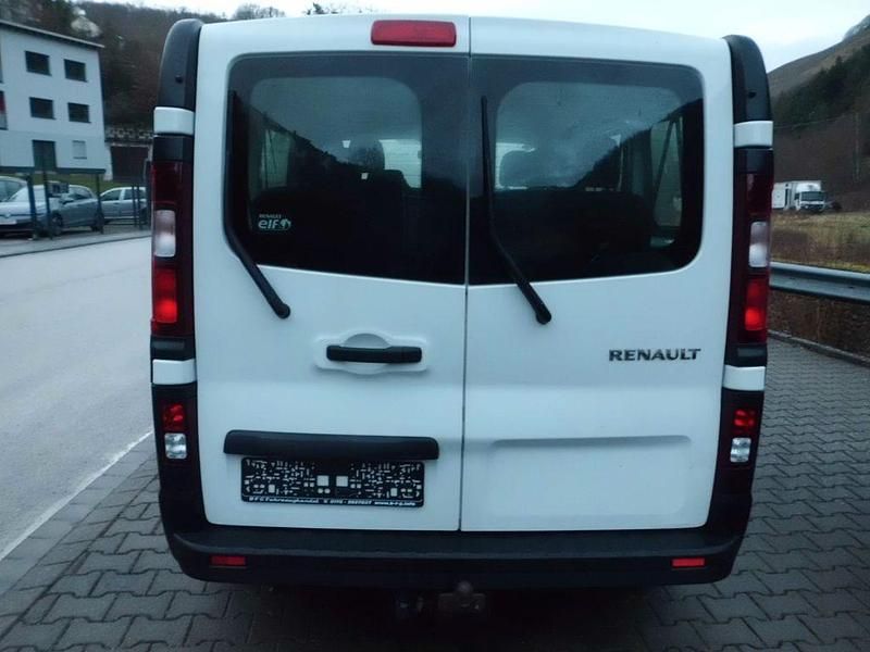 Gebraucht Renault Trafic Authentique 121 PS (88 kW) 2019 Weiß Van / Kleinbus
