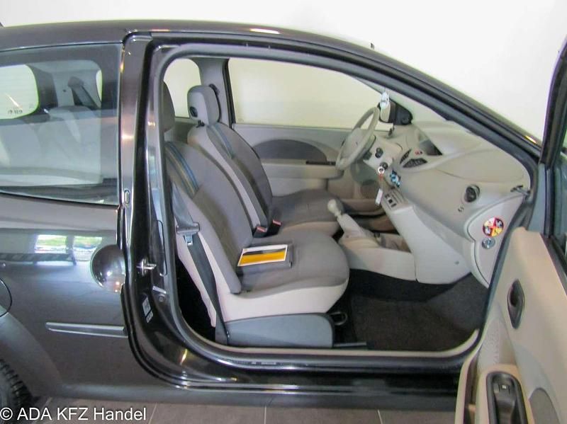 Gebraucht Renault Twingo Expression 58 PS (42 kW) 2008 Perlmuttschwarz Kleinwagen