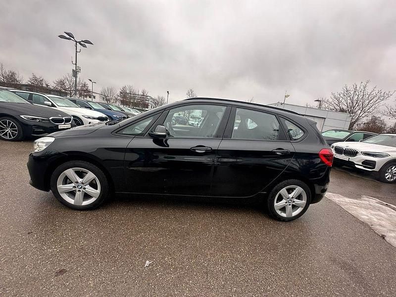 Gebraucht BMW 218 Active Tourer 136 PS (100 kW) 2017 Schwarz Van / Kleinbus