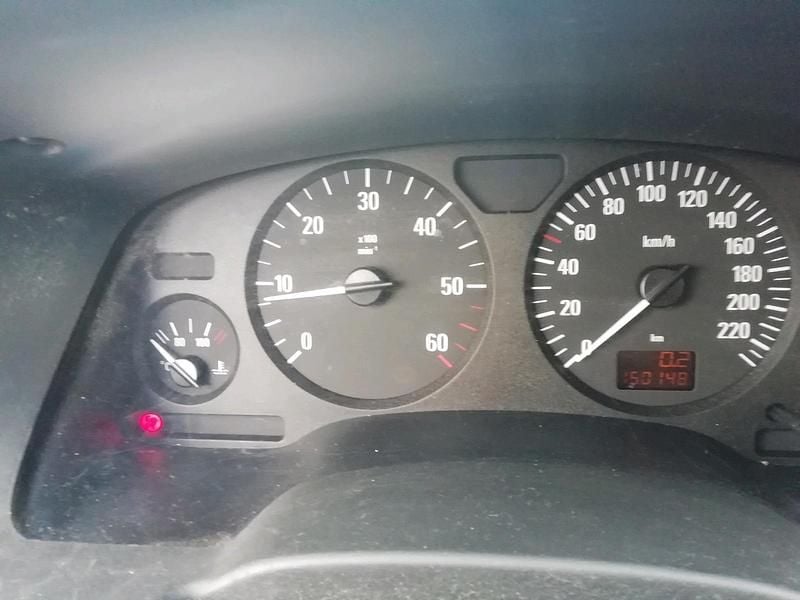 Gebraucht Opel Zafira 100 PS (73 kW) 2005 Silber Van / Kleinbus