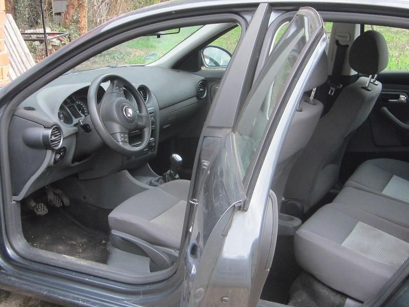 Gebraucht Seat Ibiza 63 PS (46 kW) 2007 Schwarz Kleinwagen