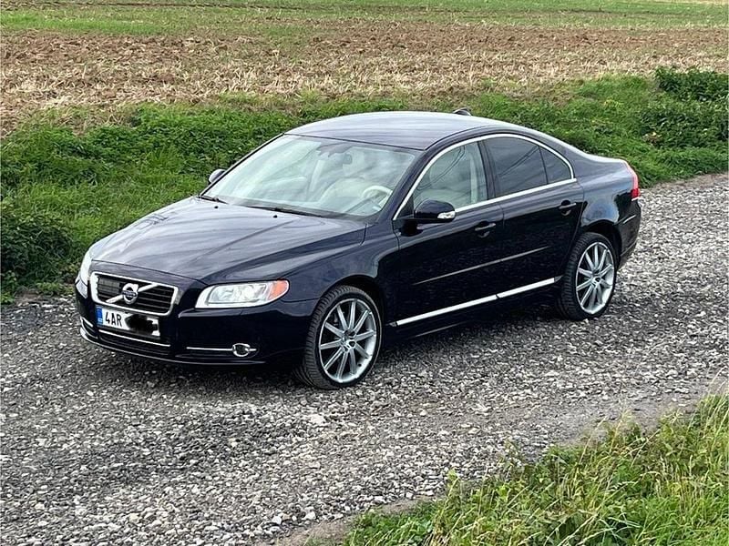 Blau Gebraucht 2009 Volvo S80 Limousine | 8.888 € (Superpreis) - Bild 1/4