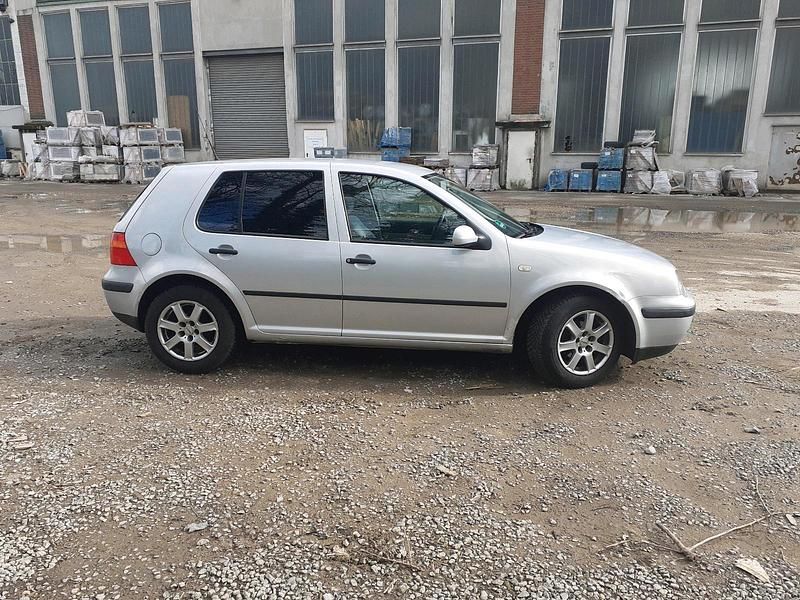 Gebraucht VW Golf III 100 PS (73 kW) 1999 Grau Limousine