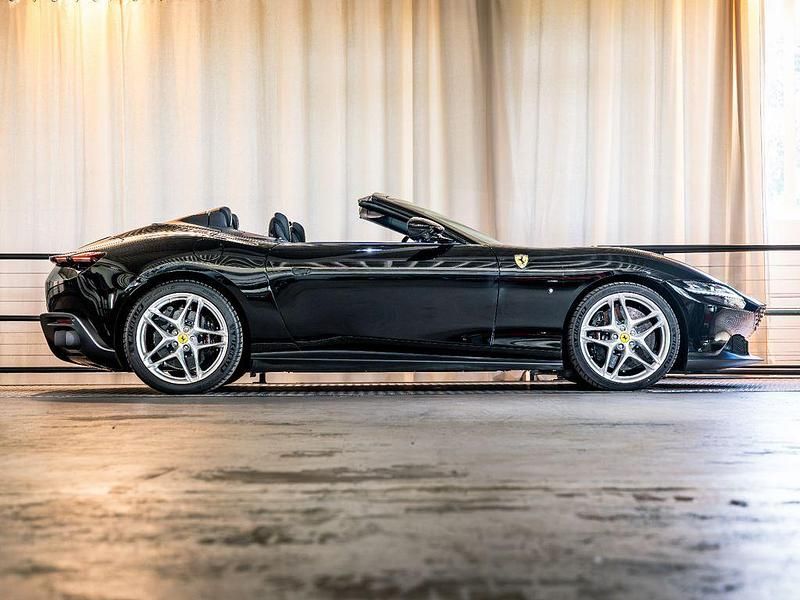 Gebraucht Ferrari Roma 620 PS (456 kW) 2024 Schwarz Cabrio