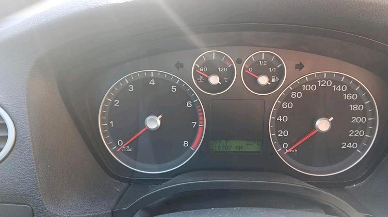 Gebraucht Ford Focus 125 PS (91 kW) 2006 Blau Limousine