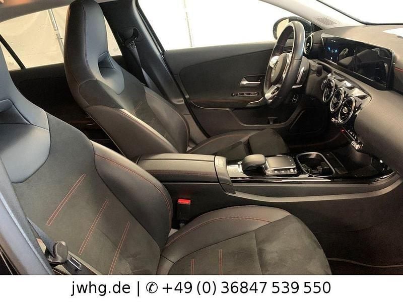 Gebraucht Mercedes A250 AMG line 218 PS (160 kW) 2022 Schwarz Limousine