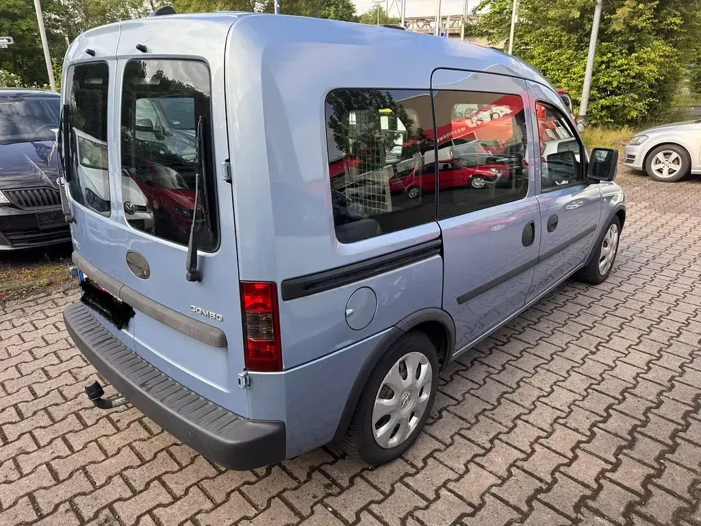 Gebraucht Opel Combo Edition 90 PS (66 kW) 2009 Blau Van / Kleinbus