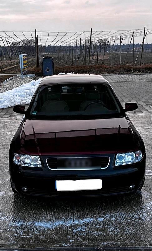 Rot Gebraucht 2001 Audi A3 Coupé | 2.000 € (Fairer Preis) - Bild 1/4