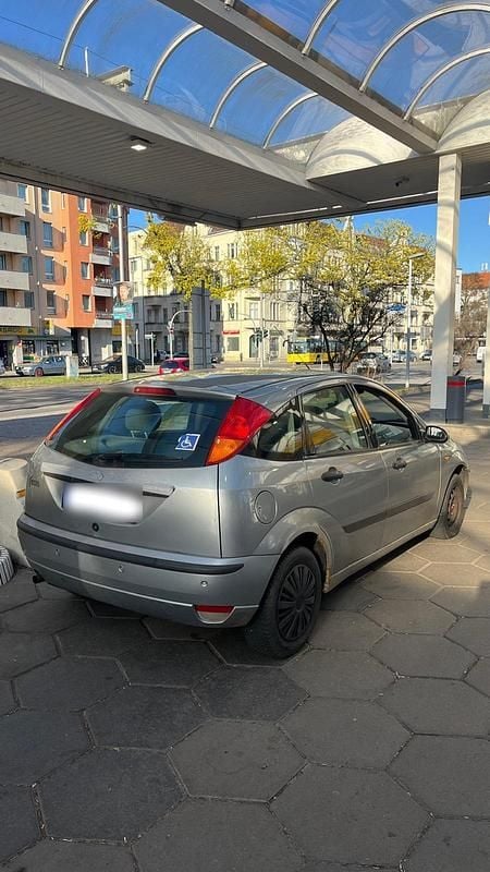 Gebraucht Ford Focus 101 PS (74 kW) 2004 Grau Limousine