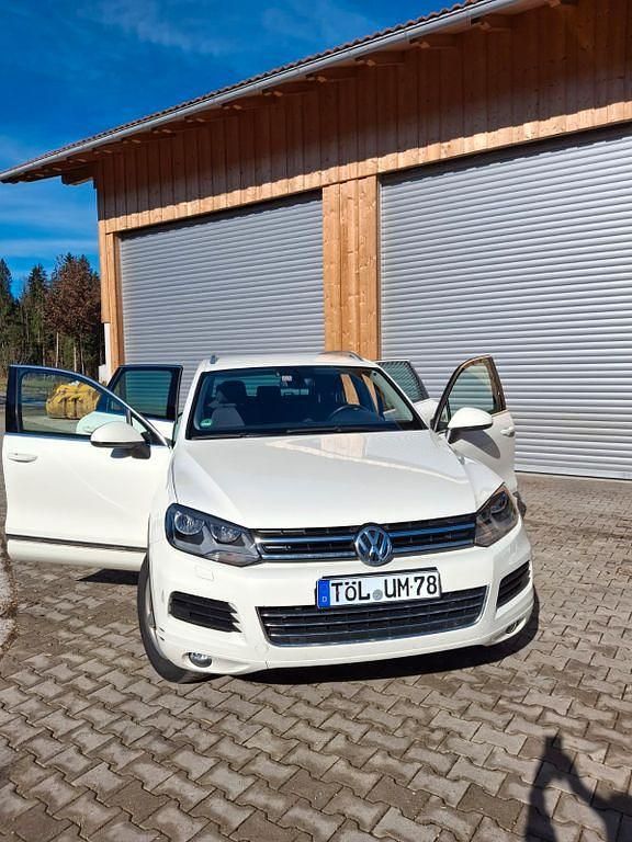 Gebraucht VW Touareg Exclusive 240 PS (176 kW) 2011 Weiß SUV