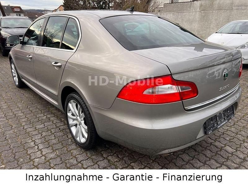 Gebraucht Skoda Superb Elegance 170 PS (125 kW) 2011 Beige Limousine