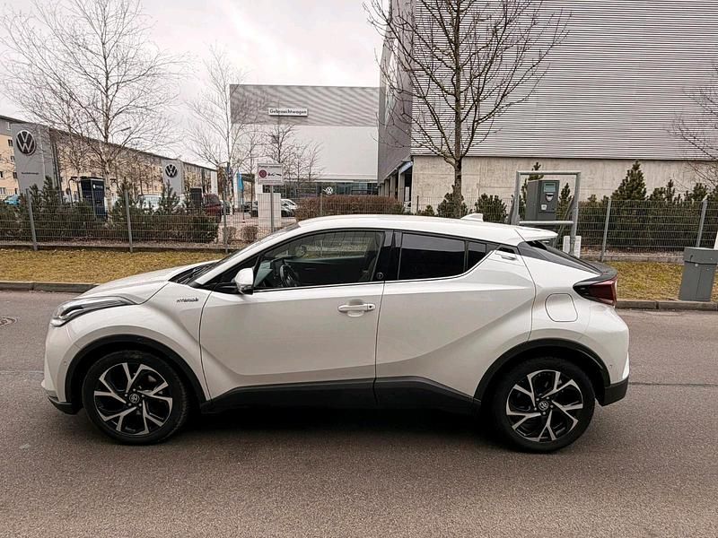 Gebraucht Toyota C-HR 122 PS (89 kW) 2020 Weiß SUV