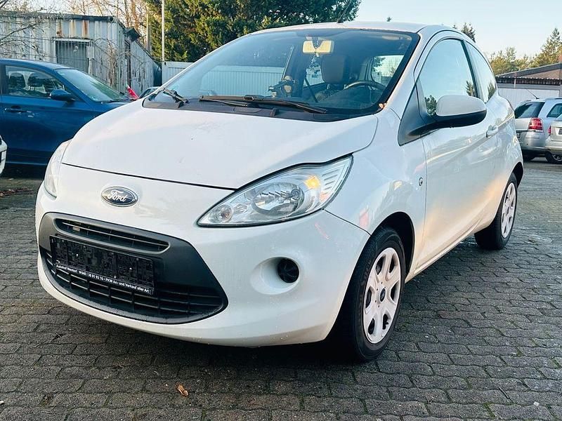 Gebraucht Ford Ka Trend 69 PS (50 kW) 2013 Weiß Kleinwagen