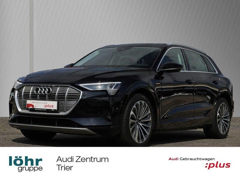 Brillantschwarz Gebraucht 2022 Audi e-tron Advanced SUV | 38.980 € (Fairer Preis) - Bild 1/4